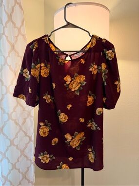 pop Burgundy Floral Short-Sleeve Blouse